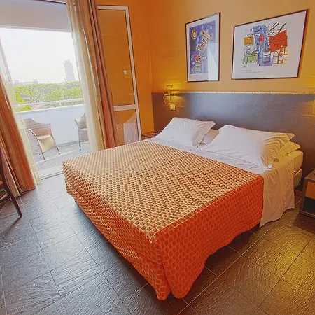 Michelangelo Hotel 4*