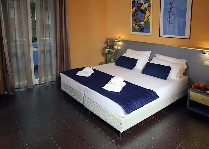 Michelangelo מלון