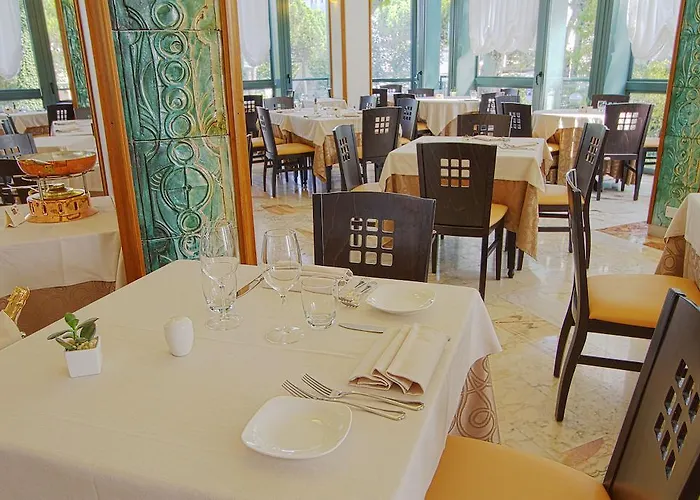 Michelangelo 4* מילאנו מריטימה