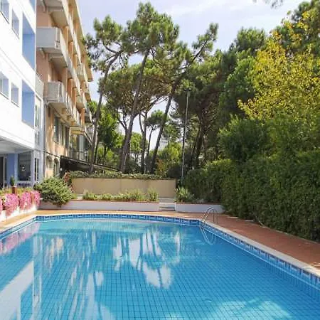 Michelangelo Hotel 4*