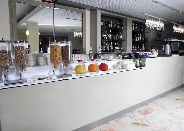 Michelangelo Hotel 4*